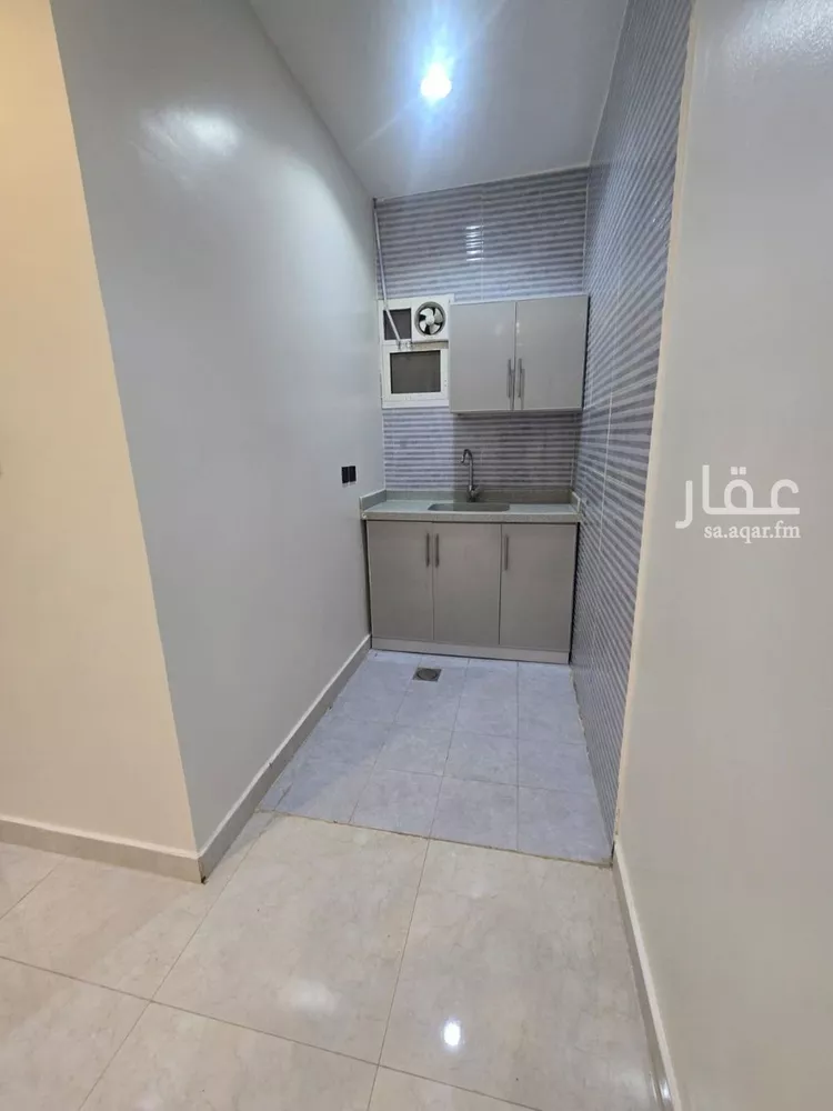شقة للإيجار في شارع بعلبك, حي غرناطة, مدينة الرياض, منطقة الرياض صورة 2