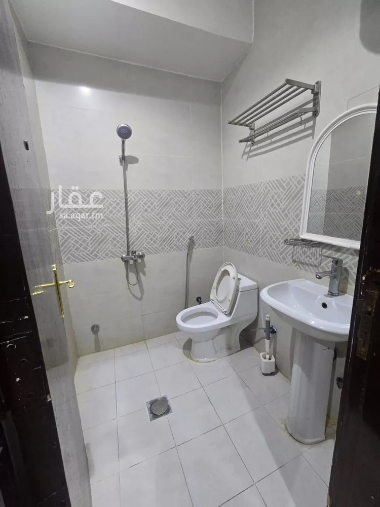 شقة للإيجار في شارع بعلبك, حي غرناطة, مدينة الرياض, منطقة الرياض صورة 3