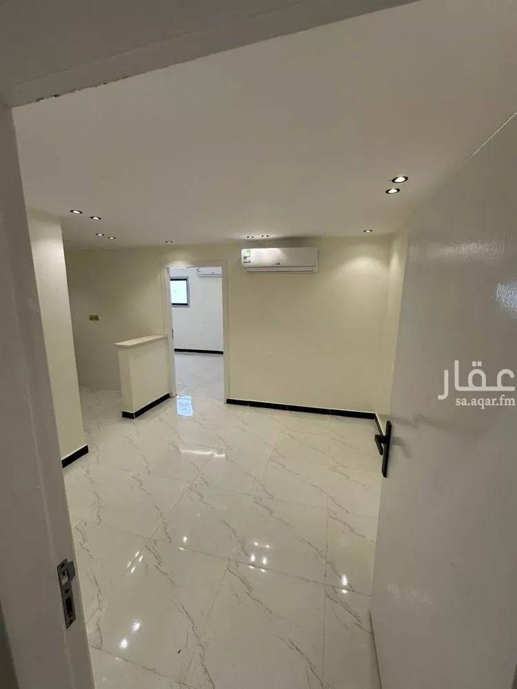 شقة للإيجار في شارع طيبة, حي الملز, مدينة الرياض, منطقة الرياض صورة 2