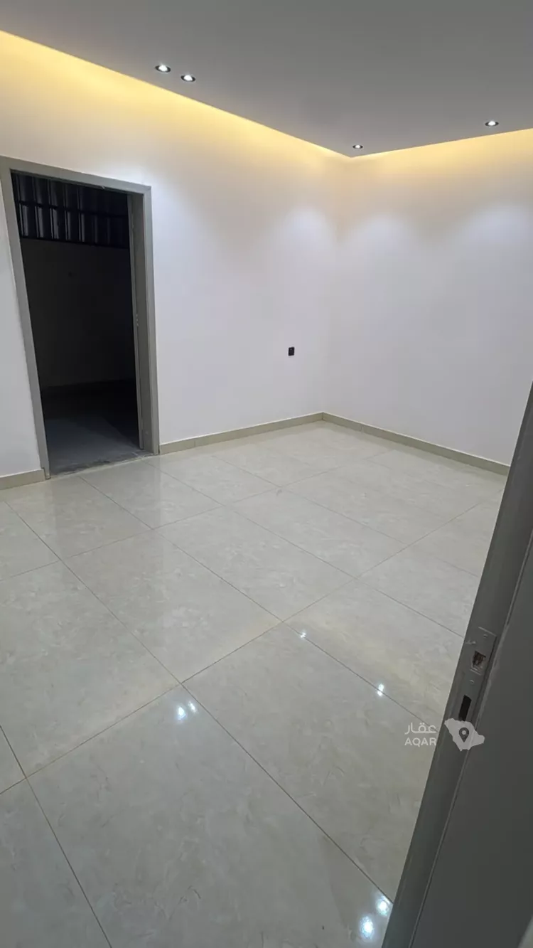شقة للإيجار في شارع رويضة سدير, حي الملك فهد, مدينة الرياض, منطقة الرياض 5
