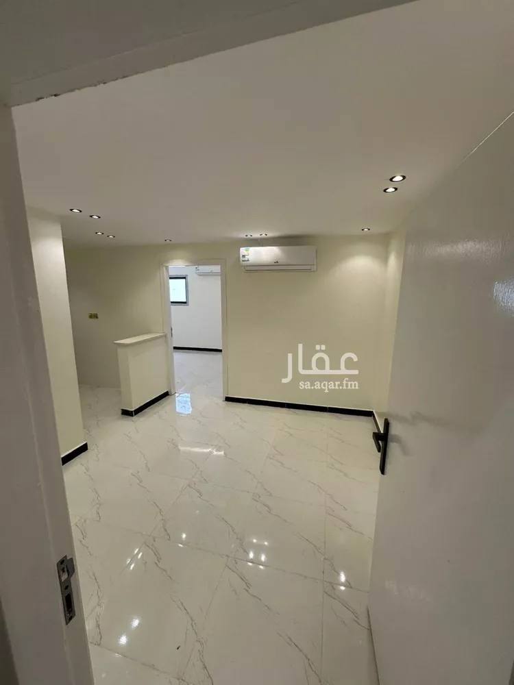شقة للإيجار في شارع أبي غانم الحلبي, حي الضباط, مدينة الرياض, منطقة الرياض صورة 5