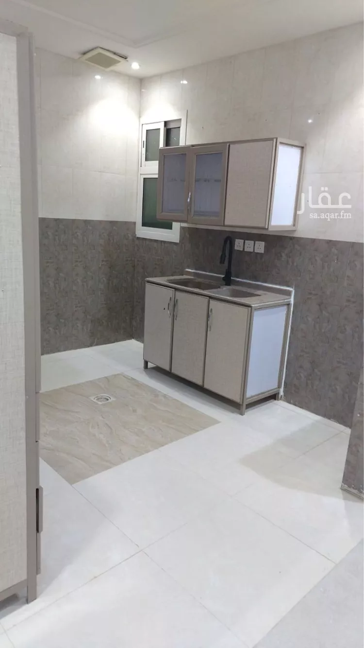 شقة للإيجار في شارع الشيخ حسن بن حسين بن علي, حي الحمراء, مدينة الرياض, منطقة الرياض صورة 4