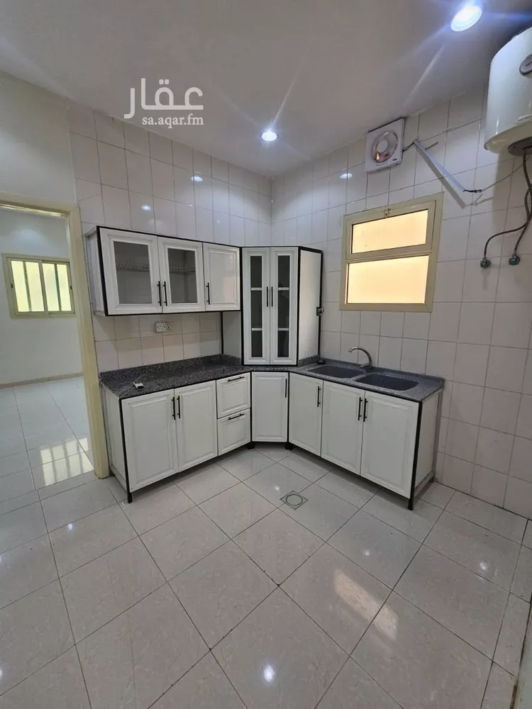 شقة للإيجار في شارع البحر الميت, حي إشبيلية, مدينة الرياض, منطقة الرياض صورة 3