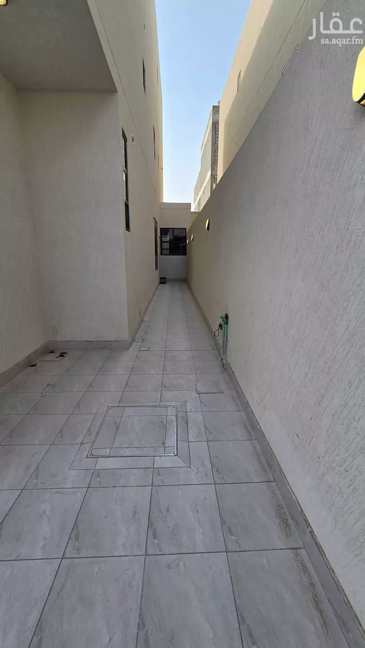 فيلا للبيع في شارع الخانق, حي الدانة, مدينة الاحساء, المنطقة الشرقية صورة 2