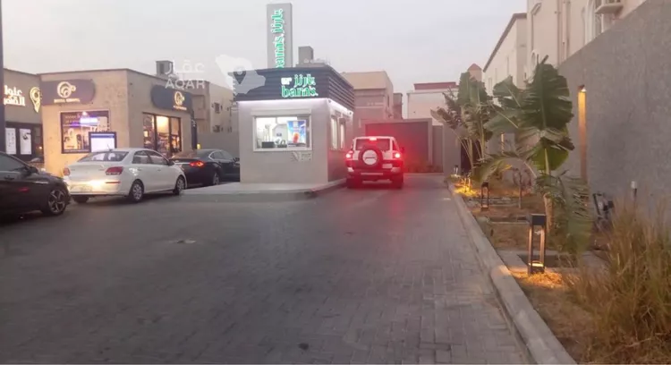 مجمع للبيع في شارع الحسين بن خلف, حي السنابل, مدينة جدة, منطقة مكة المكرمة 4