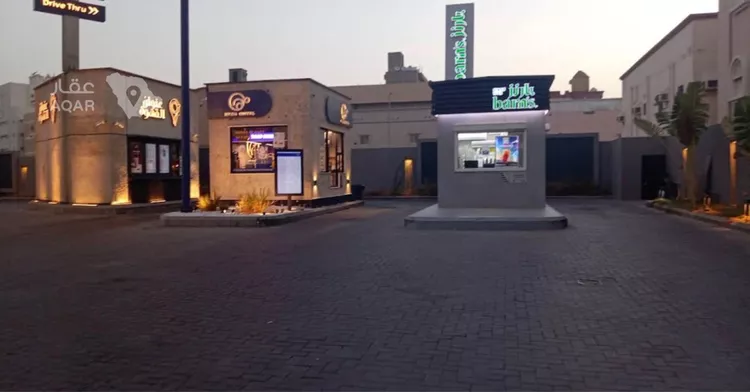 مجمع للبيع في شارع الحسين بن خلف, حي السنابل, مدينة جدة, منطقة مكة المكرمة 3