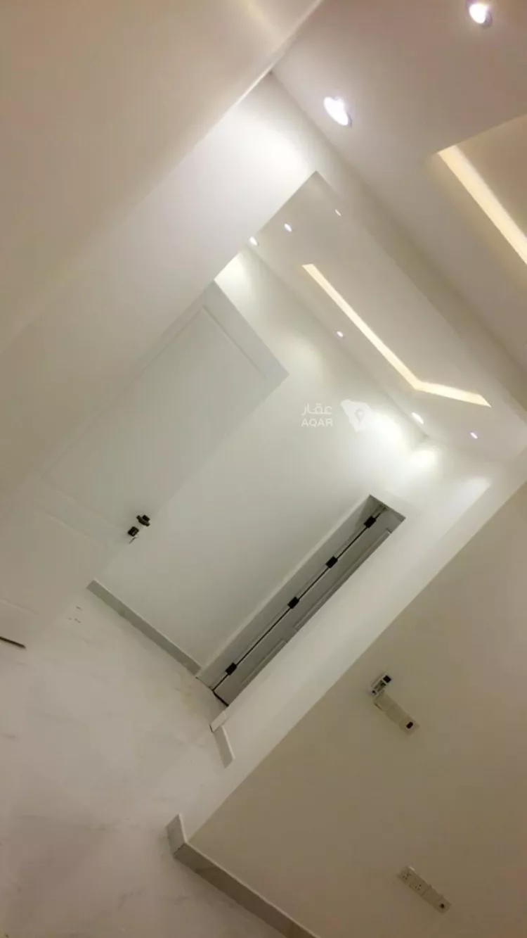 فيلا للإيجار في شارع محمد بن جريج, حي العارض, مدينة الرياض, منطقة الرياض 13