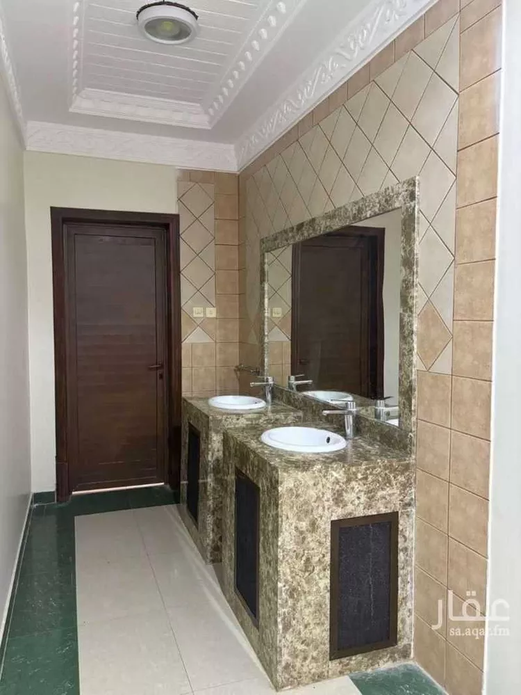 فيلا للبيع في شارع العاذرية ، حي اشبيلية ، الرياض ، منطقة الرياض صورة 4