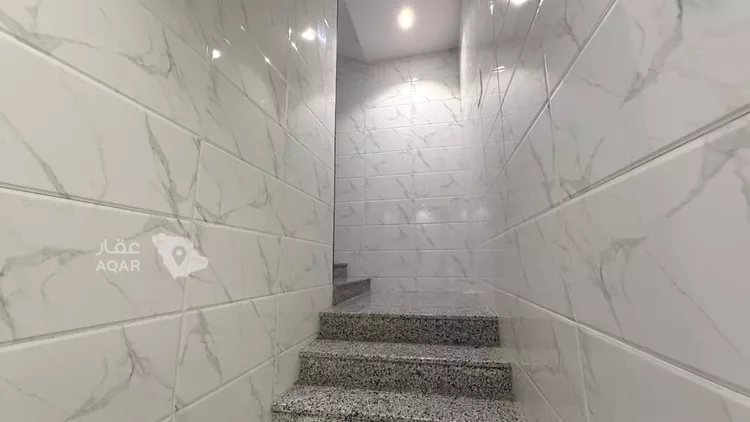 عمارة للبيع في شارع عتبة ابن ربيعة, حي البوادي, مدينة جدة, منطقة مكة المكرمة صورة 2