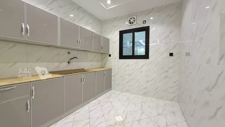 عمارة للبيع في شارع عتبة ابن ربيعة, حي البوادي, مدينة جدة, منطقة مكة المكرمة 18