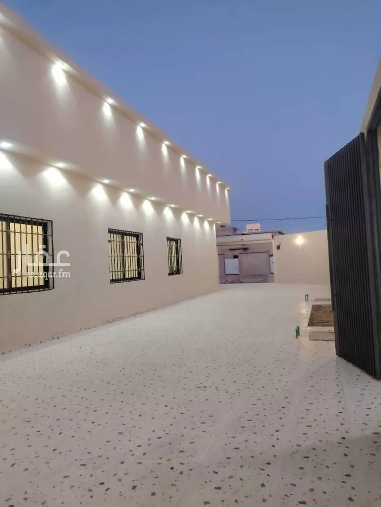 Floor for Sale in Thadiq Al Janadriyah صورة 4