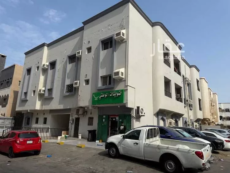 عمارة للبيع في شارع عبد بن الحسحاس ، حي المروة ، جدة ، جدة صورة 2