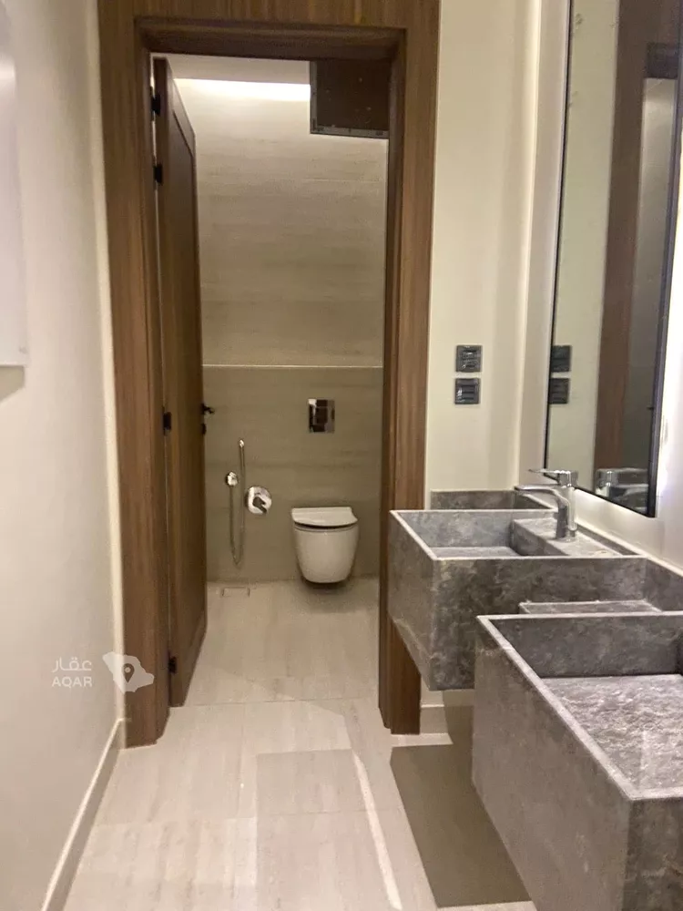 Villa for Sale in Riyadh Okaz 18