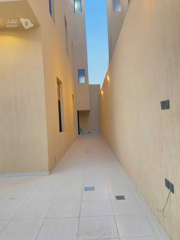 دور للبيع في شارع مالك بن الحارث , حي بدر, مدينة الرياض, منطقة الرياض 6
