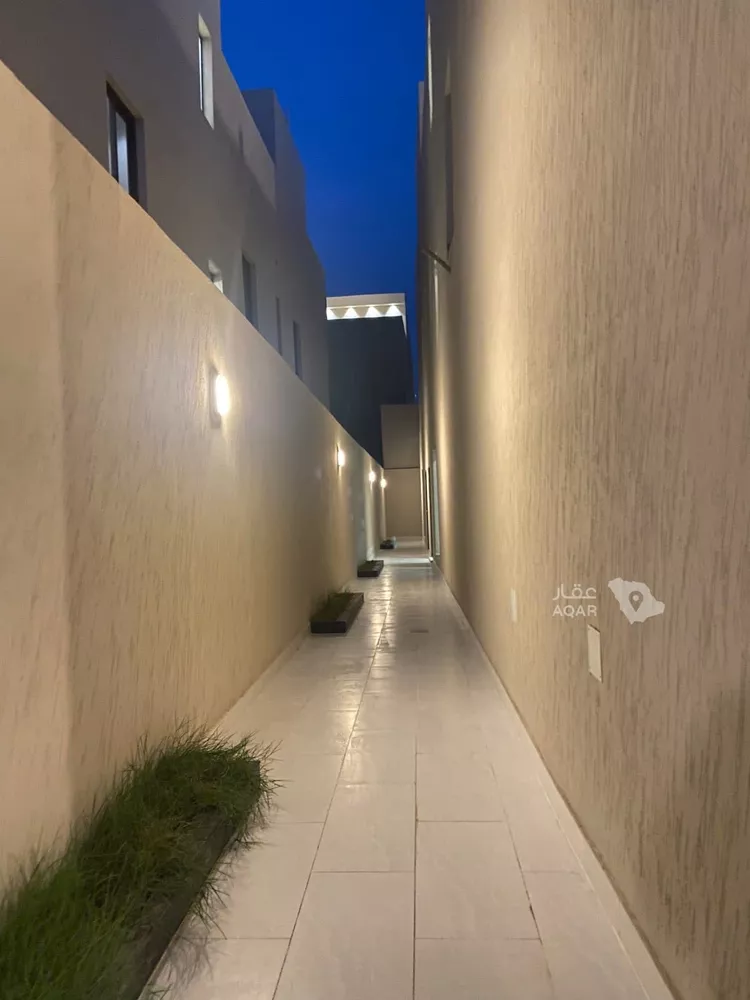 فيلا للبيع في شارع ابن الطيلسان القرطبي, حي عكاظ, مدينة الرياض, منطقة الرياض صورة 4