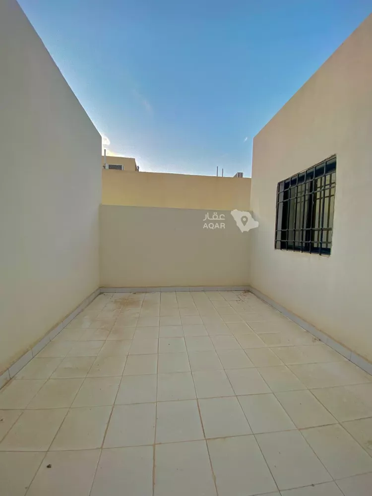 دور للبيع في شارع طريق الإمام مسلم, حي بدر, مدينة الرياض, منطقة الرياض 16