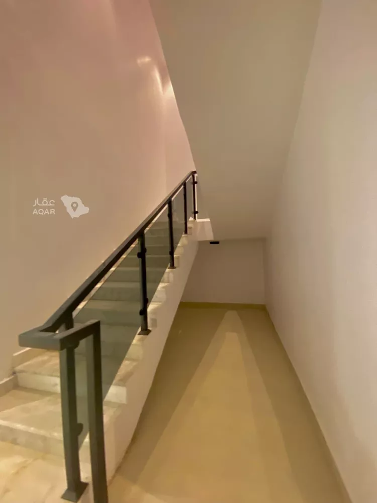 Floor for Sale in Riyadh Badr 13