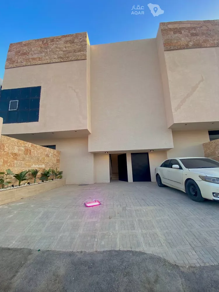Floor for Sale in Riyadh Badr 2