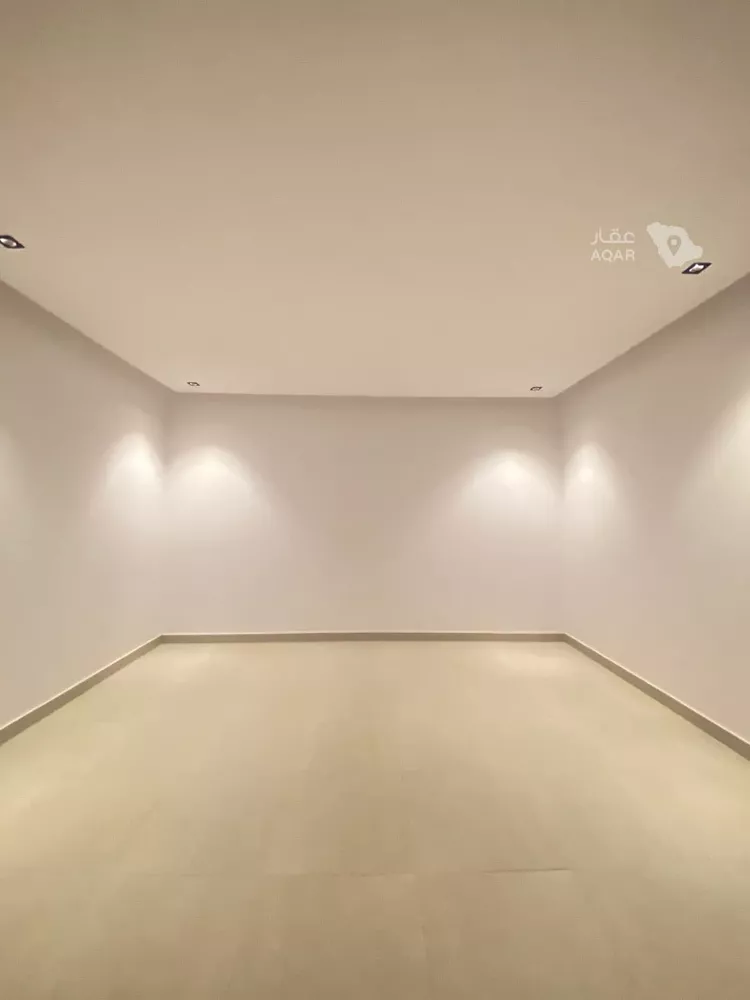 Floor for Sale in Riyadh Badr 12