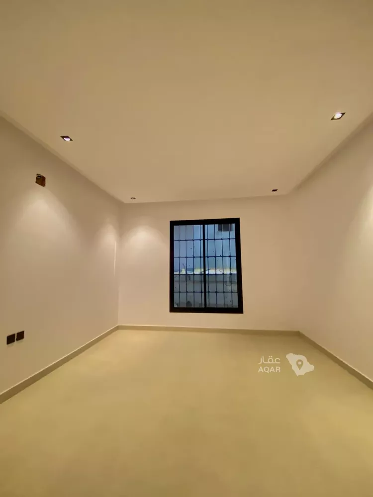 Floor for Sale in Riyadh Badr 7