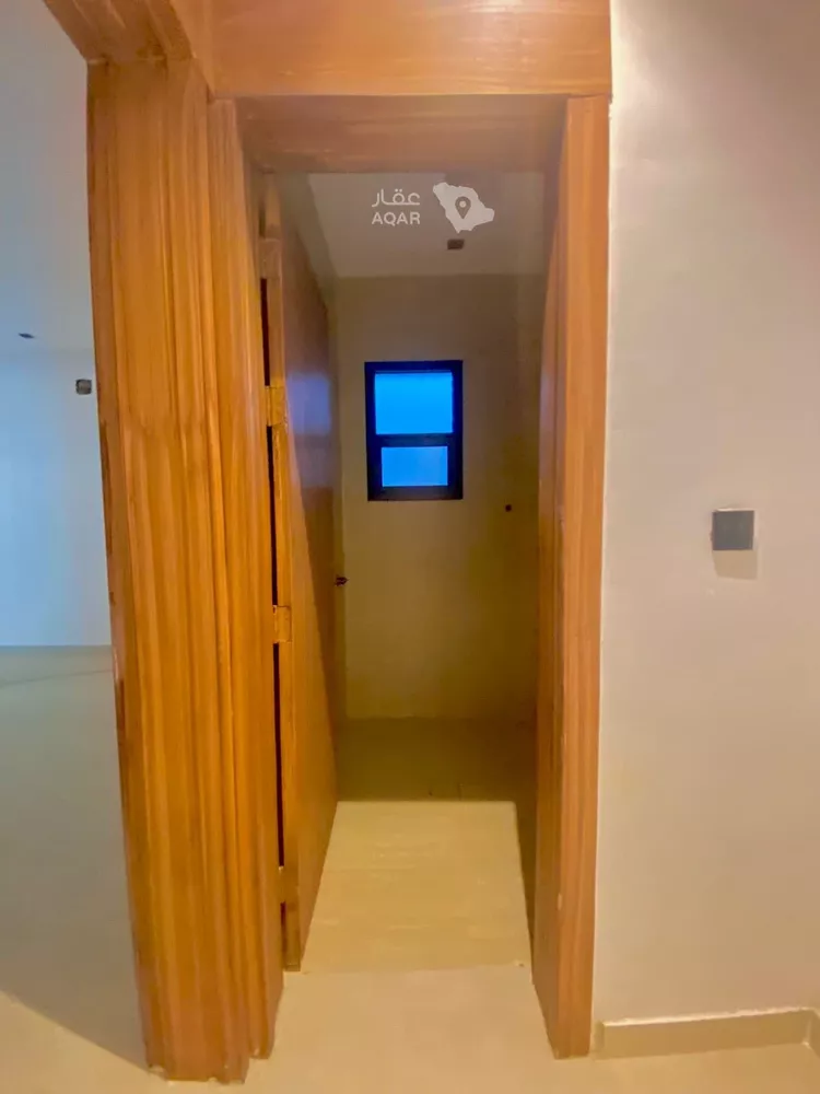 Floor for Sale in Riyadh Badr 6