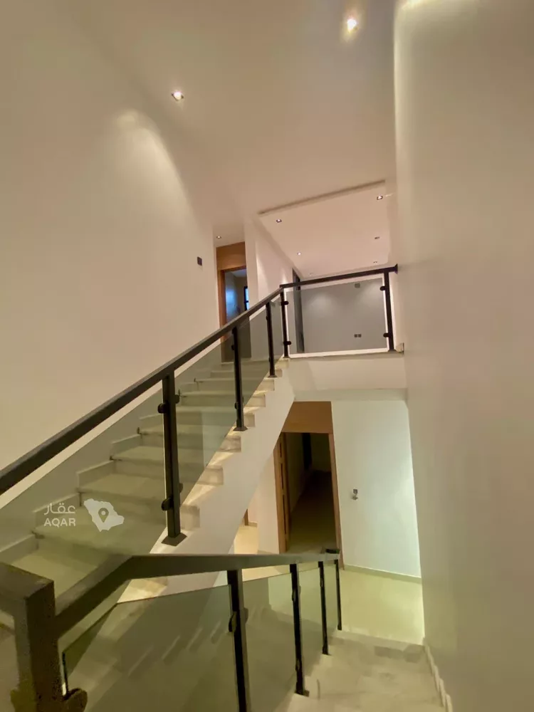Floor for Sale in Riyadh Badr 15