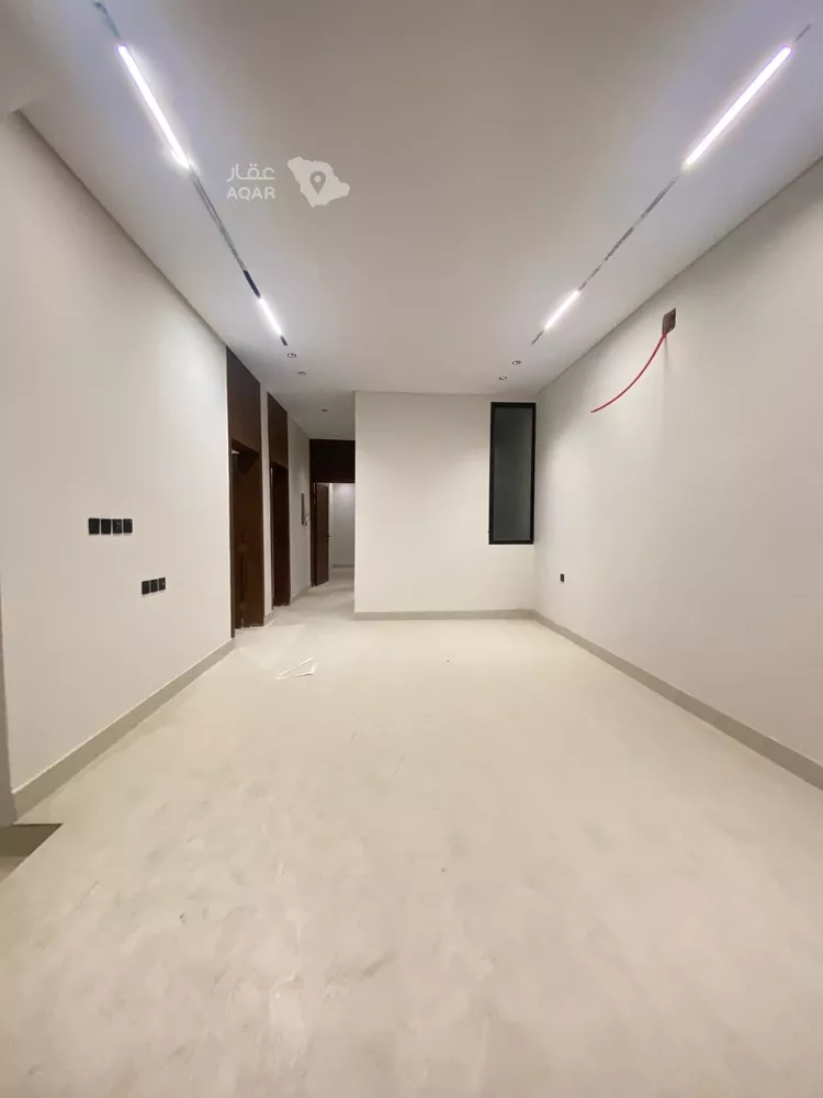 فيلا للبيع في شارع يعقوب بن أبي الفضل, حي عكاظ, مدينة الرياض, منطقة الرياض 14
