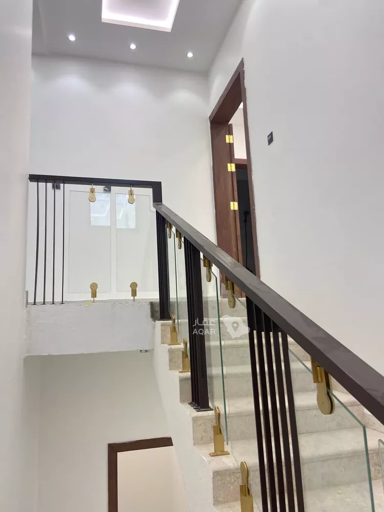 دور للبيع في شارع طريق الإمام مسلم, حي بدر, مدينة الرياض, منطقة الرياض 14