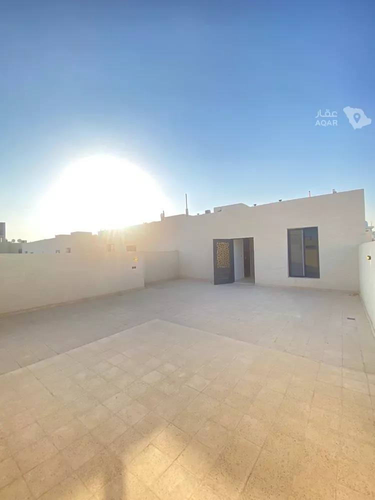 دور للبيع في شارع طريق الإمام مسلم, حي بدر, مدينة الرياض, منطقة الرياض 24