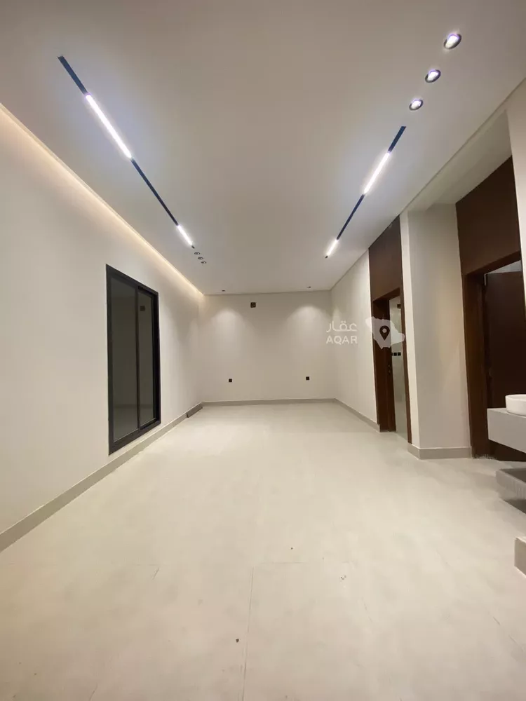 فيلا للبيع في شارع ابن الطيلسان القرطبي, حي عكاظ, مدينة الرياض, منطقة الرياض 8