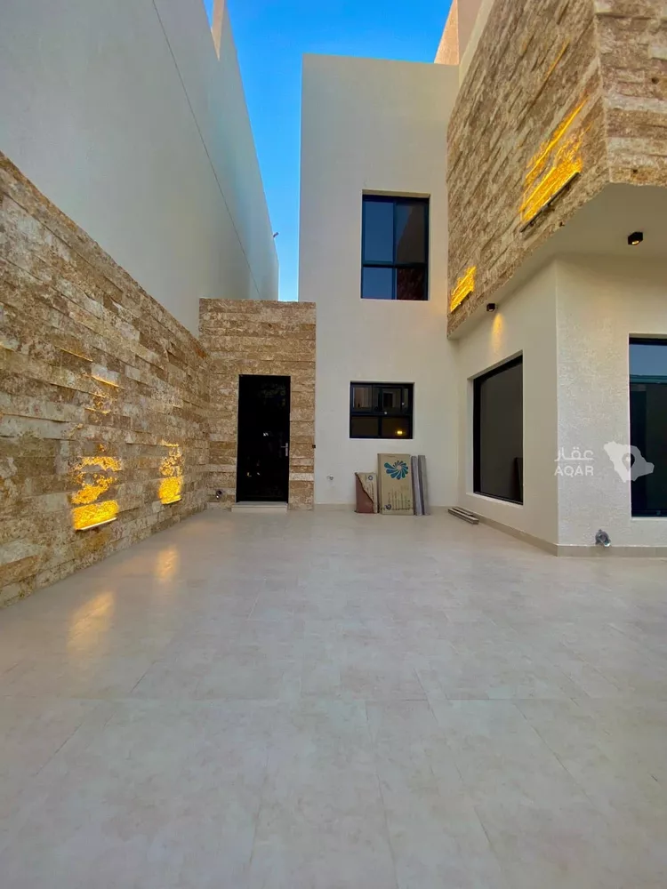 Villa for Sale in Riyadh Okaz 9