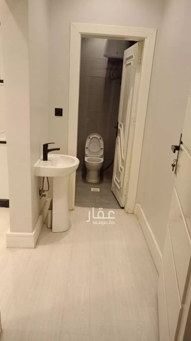 شقة للإيجار في شارع مدينة الزايد, حي العقيق, مدينة الرياض, منطقة الرياض 6