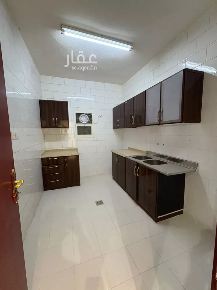 عمارة للإيجار في شارع وادي السرح, حي الوادي, مدينة الرياض, منطقة الرياض صورة 5