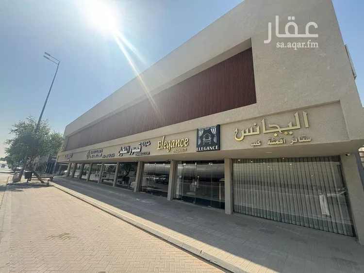 مكتب تجاري للإيجار في شارع طريق الملك عبدالعزيز, حي الورود, مدينة الرياض, منطقة الرياض