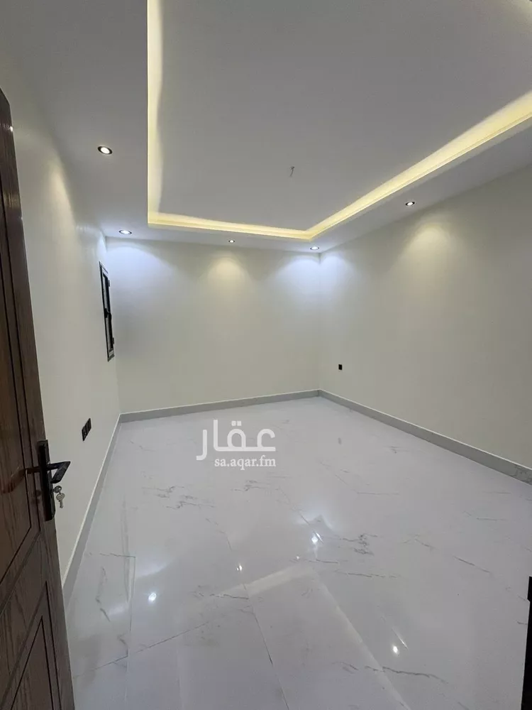 شقة للإيجار في شارع السابع عشر, حي الخبر الجنوبية, مدينة الخبر, المنطقة الشرقية صورة 2