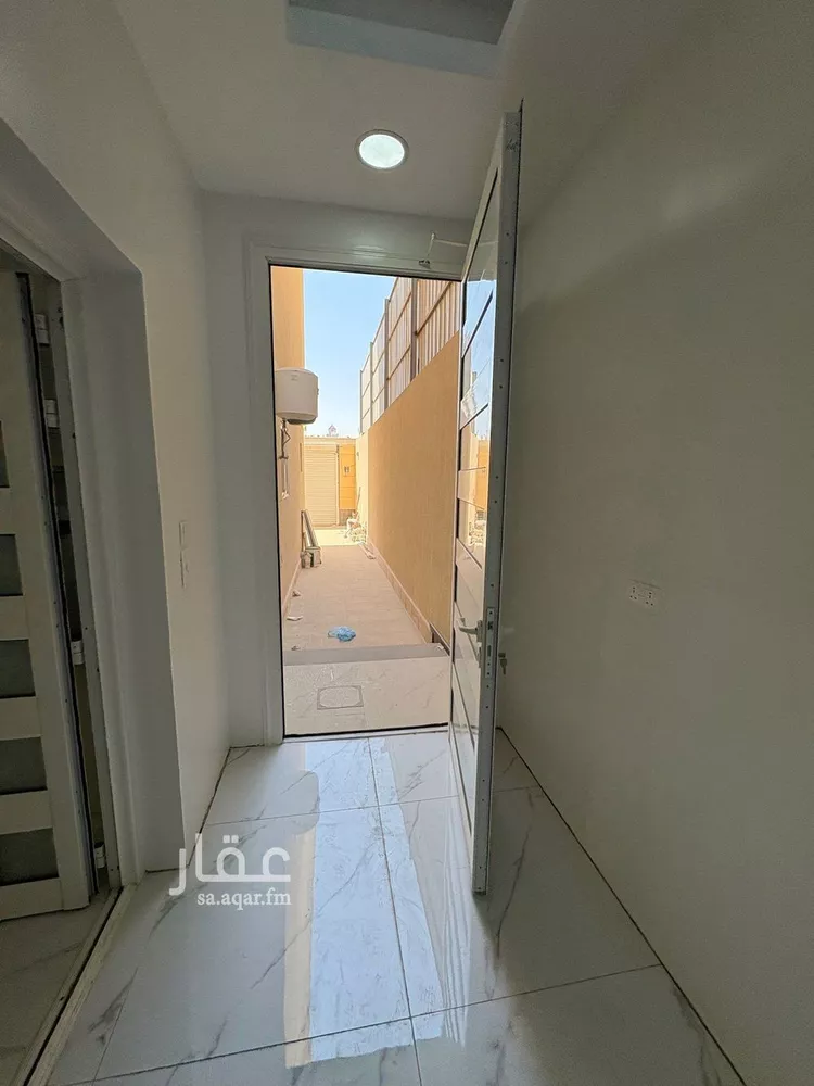فيلا للإيجار في شارع حنظلة ابن الطفيل, حي التحلية, مدينة الخبر, المنطقة الشرقية صورة 4