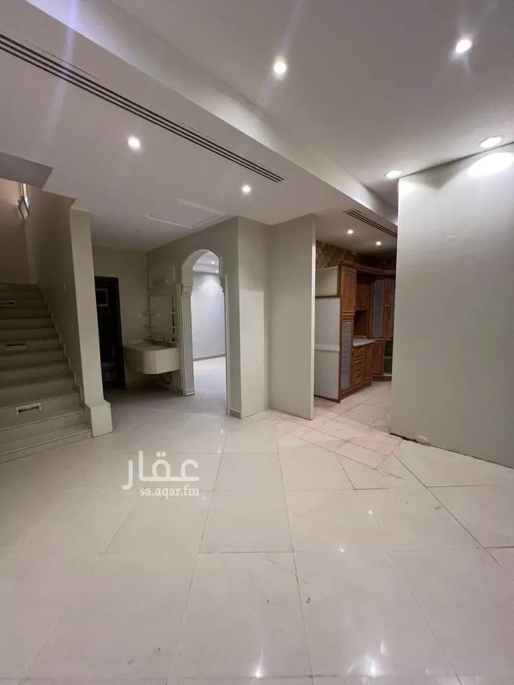فيلا للإيجار في شارع روضة الأعراف, حي العقيق, مدينة الرياض, منطقة الرياض 16