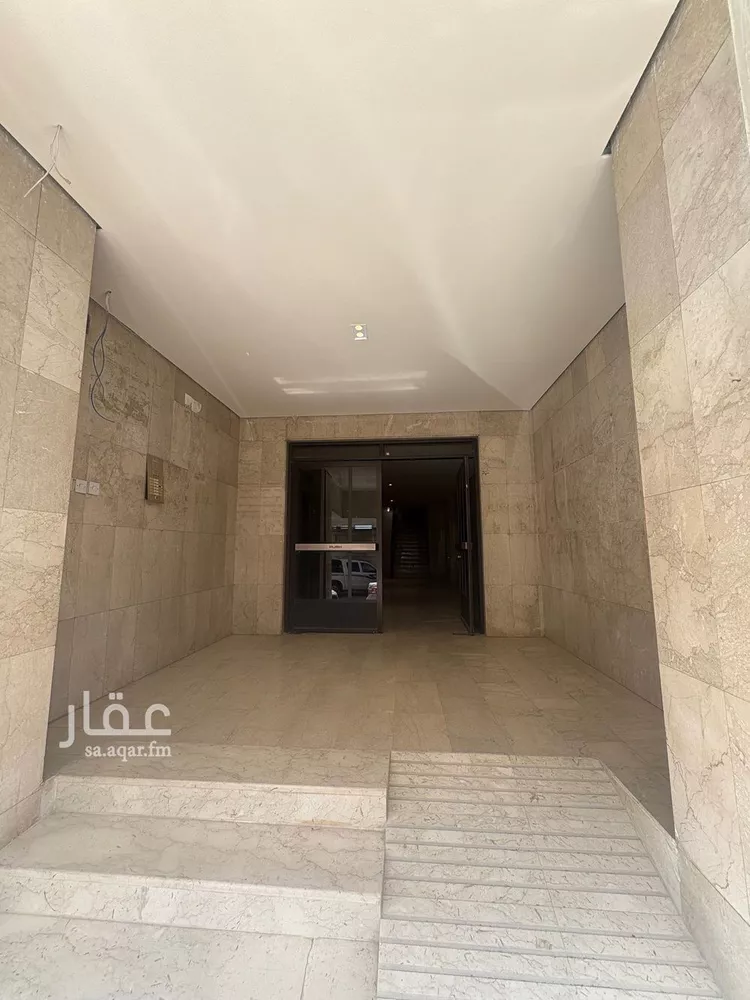 مكتب تجاري للإيجار في شارع طريق الملك عبدالعزيز, حي الورود, مدينة الرياض, منطقة الرياض صورة 3