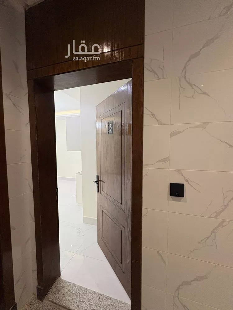 شقة للإيجار في شارع السابع عشر, حي الخبر الجنوبية, مدينة الخبر, المنطقة الشرقية صورة 4