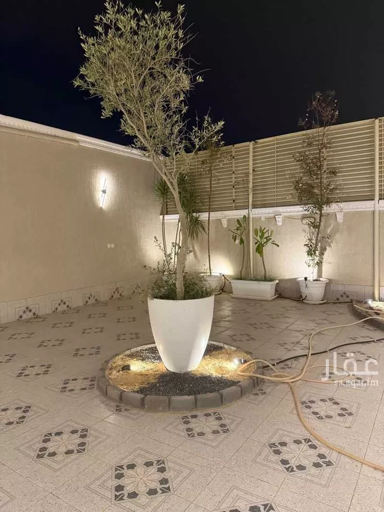 شقة للإيجار في شارع يحيي بن ياقوت ، حي الريان ، تبوك ، منطقة تبوك