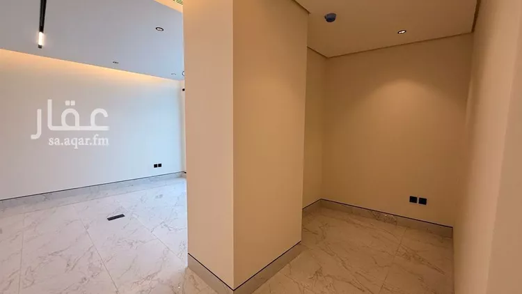 مكتب تجاري للإيجار في شارع الدائري الشرقي الفرعي, حي الفيصلية, مدينة الرياض, منطقة الرياض