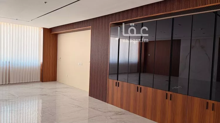 مكتب تجاري للإيجار في شارع الدائري الشرقي الفرعي, حي الفيصلية, مدينة الرياض, منطقة الرياض صورة 2