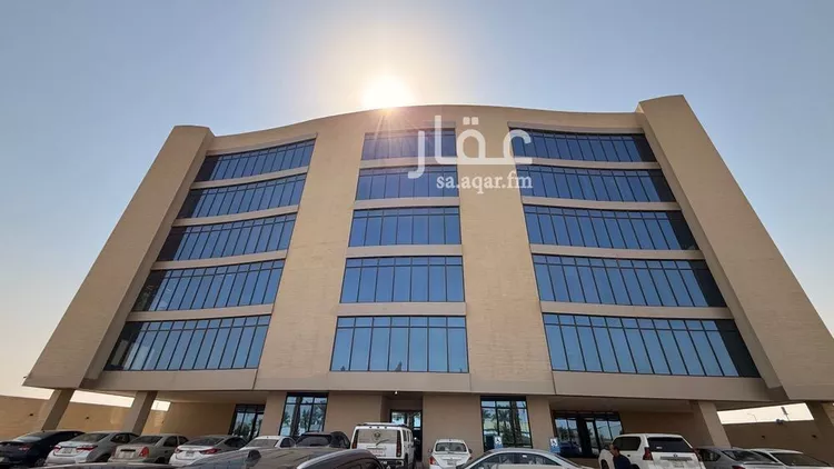 مكتب تجاري للإيجار في شارع الدائري الشرقي الفرعي, حي الفيصلية, مدينة الرياض, منطقة الرياض صورة 4