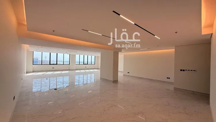 مكتب تجاري للإيجار في شارع الدائري الشرقي الفرعي, حي الفيصلية, مدينة الرياض, منطقة الرياض صورة 3