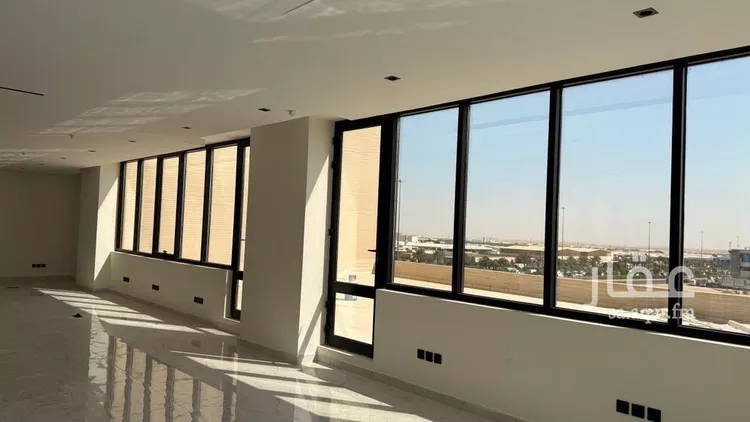 مكتب تجاري للإيجار في شارع الدائري الشرقي الفرعي, حي الفيصلية, مدينة الرياض, منطقة الرياض صورة 5