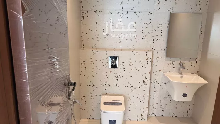 مكتب تجاري للإيجار في شارع الدائري الشرقي الفرعي, حي الفيصلية, مدينة الرياض, منطقة الرياض صورة 2