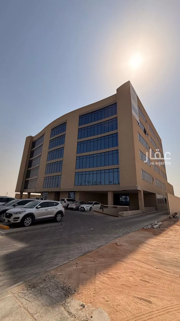 مكتب تجاري للإيجار في شارع الدائري الشرقي الفرعي, حي الفيصلية, مدينة الرياض, منطقة الرياض صورة 5