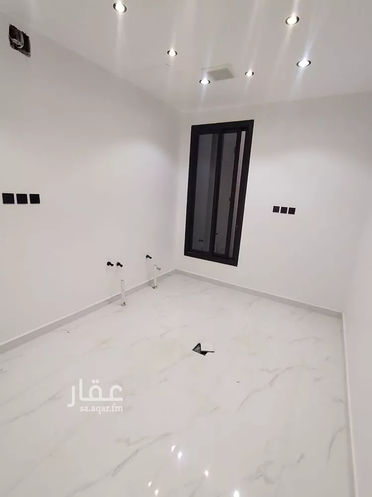 شقة للبيع في شارع محمد الكثامي, حي العوالي, مدينة الرياض, منطقة الرياض صورة 4