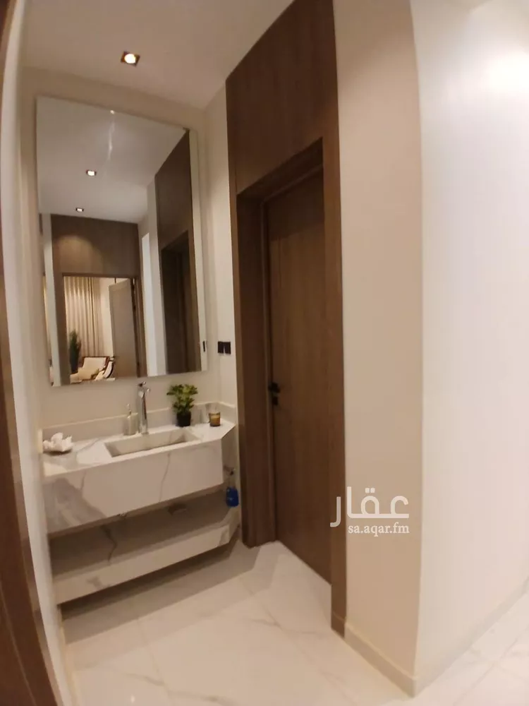دور للبيع في شارع سعيد بن الحسن, حي عكاظ, مدينة الرياض, منطقة الرياض صورة 5