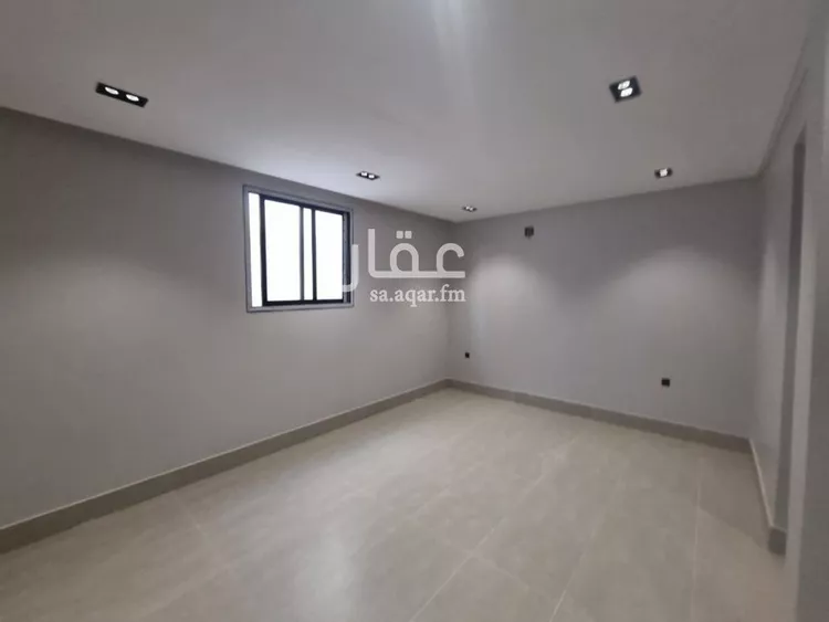 فيلا للبيع في شارع شقرون المغراوي, حي عكاظ, مدينة الرياض, منطقة الرياض صورة 4